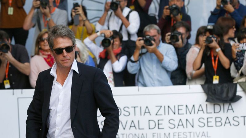 Hugh Grant, pura ironía británica en San Sebastián