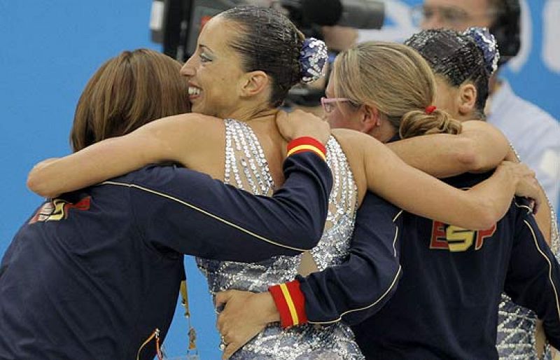 Mengual y Fuentes logran la primera medalla para España en sincronizada