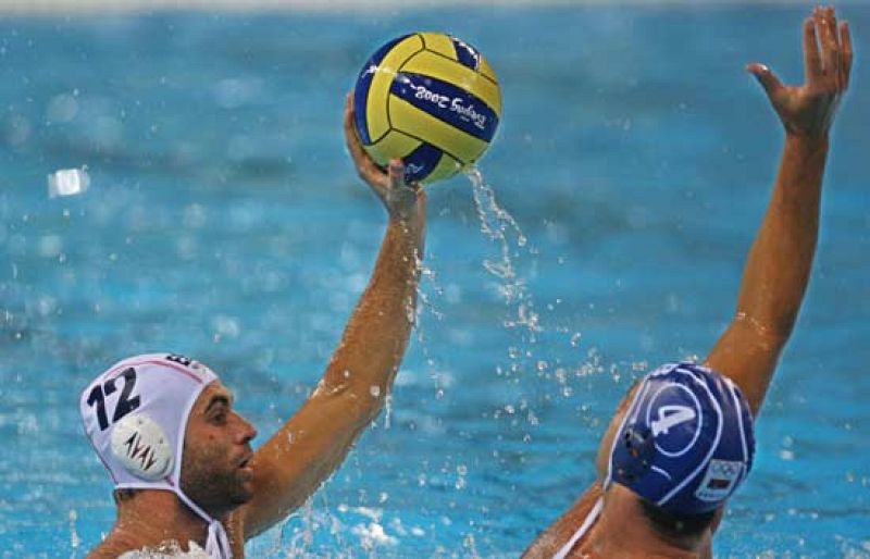 Serbia no da opciones a España