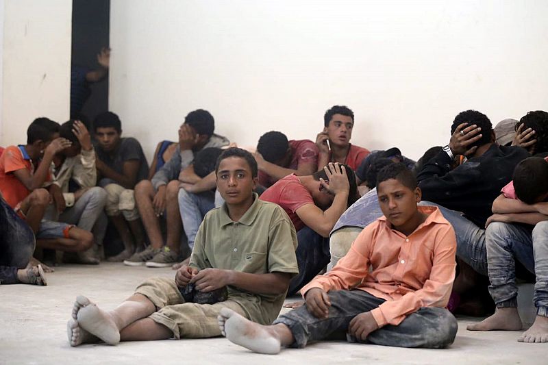 Arrestados cuatro tripulantes del barco con 600 inmigrantes que naufragó cerca de la costa egipcia