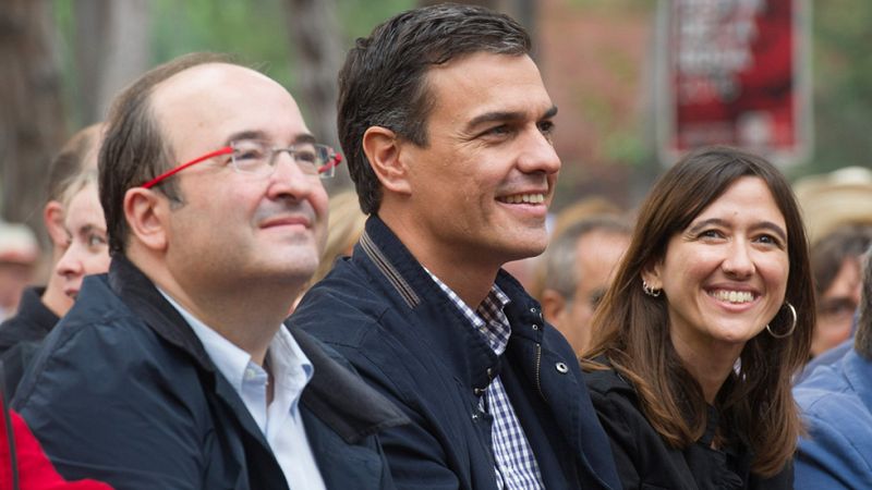 Sánchez urge a Podemos y C's a formar un gobierno de cambio y rechaza la presión interna: "No es no"