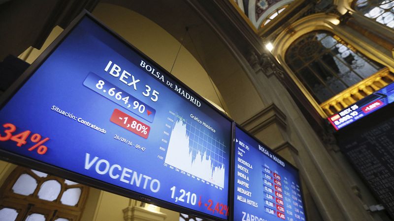 El IBEX 35 pierde un 1,27% lastrado por el sector financiero, muy afectado por el desplome de Deutsche Bank