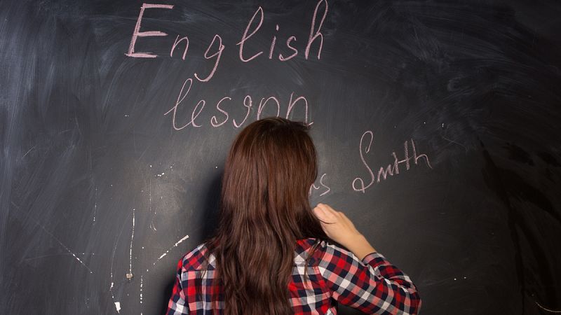 Los alumnos de educación bilingüe en Primaria en la pública presentan peores resultados académicos, según un estudio