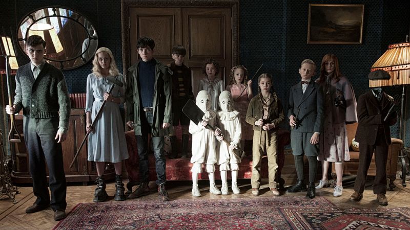 Tim Burton recupera parte de su magia en 'El hogar de Miss Peregrine para niños peculiares'