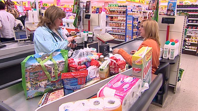 La cesta de la compra anual puede ser 933 euros más barata en función del supermercado