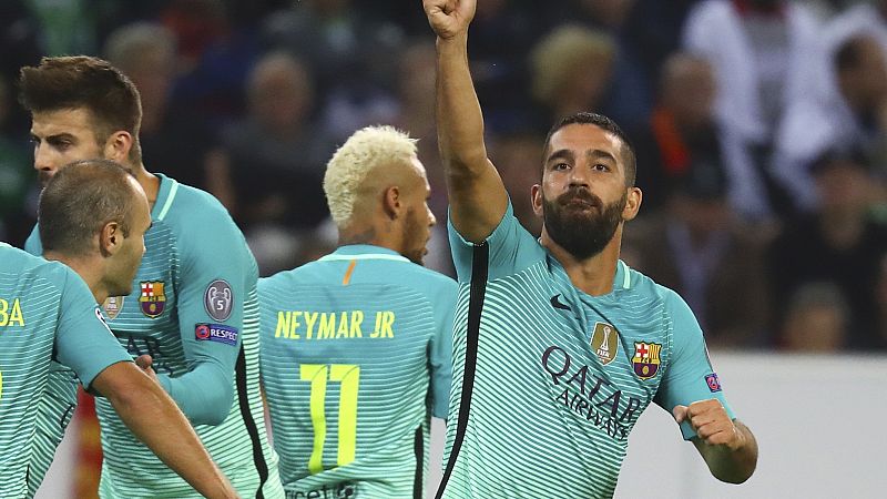 El Barça remonta a un atrevido Mönchengladbach