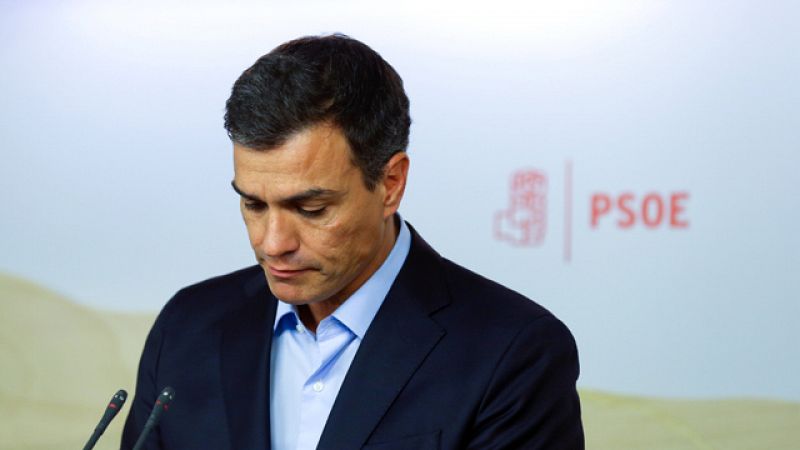 Sánchez anima a los críticos a dimitir "hoy mismo" y reta a Díaz a decir en qué "bando" está: "Yo, en el 'no a Rajoy"