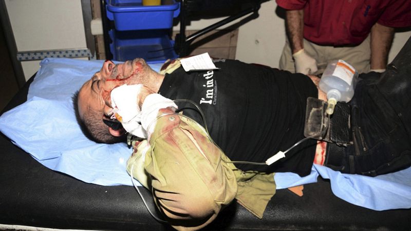 Asad intensifica su ofensiva en Siria y MSF denuncia el ataque a dos hospitales en Alepo