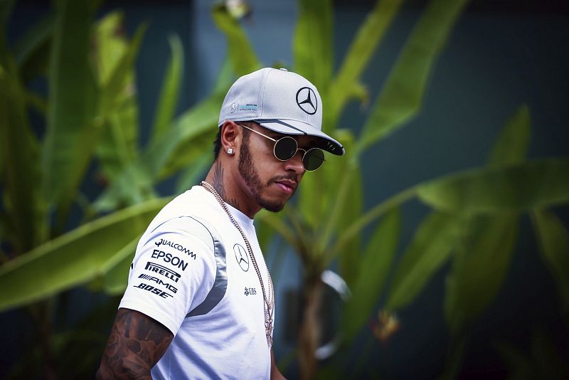 Hamilton busca frenar el ritmo de Rosberg en Malasia