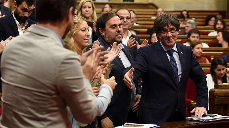 Puigdemont supera la cuestión de confianza sin que la CUP garantice los Presupuestos