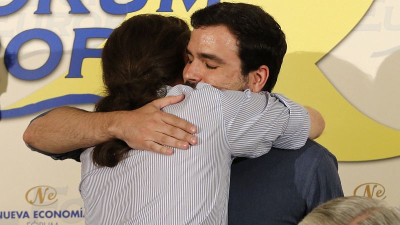 Iglesias y Garzón lamentan que la dimisión de Sánchez sea una victoria para el PP