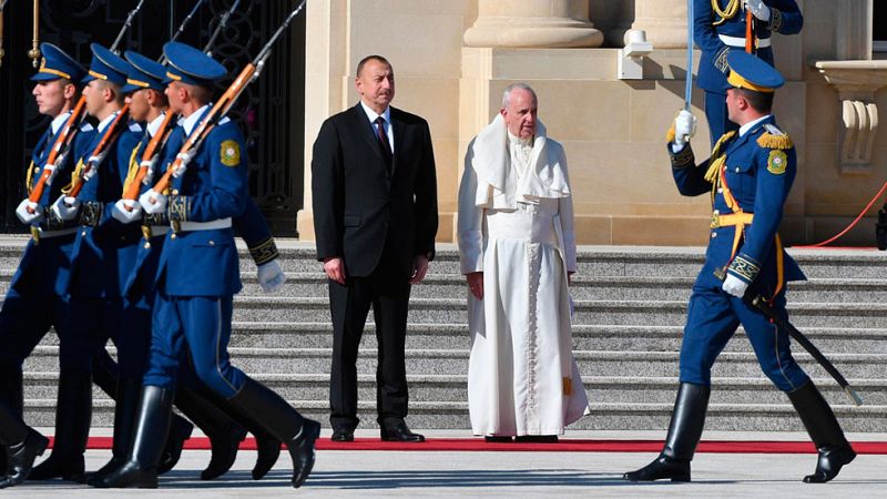 El papa Francisco: "Dios no puede justificar forma alguna de fundamentalismo"