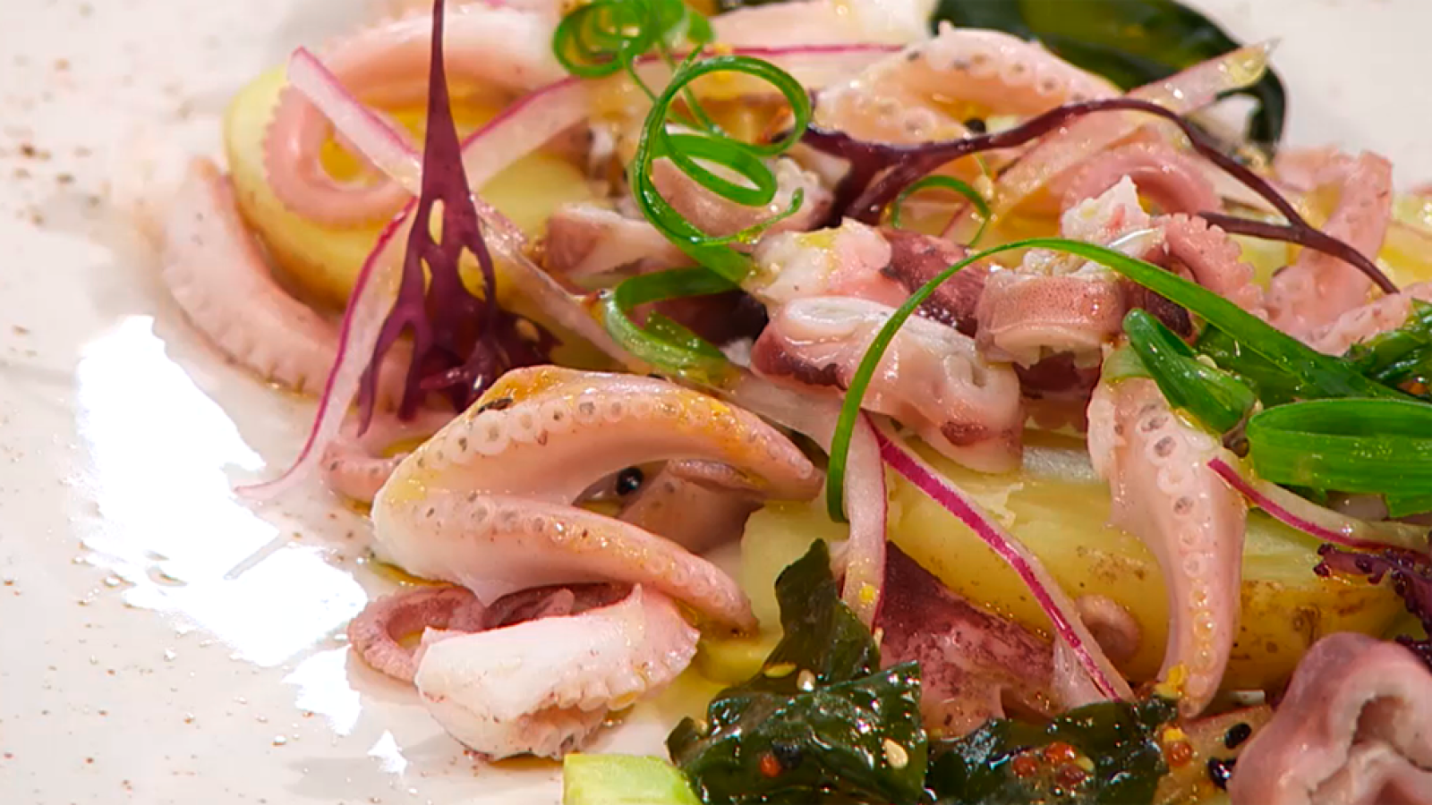 Receta de ensalada fresca de pulpo y patata