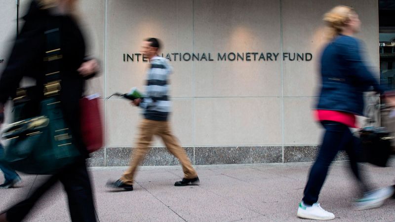 La ralentización económica en EE.UU. y el 'Brexit' atenazan el crecimiento mundial, según el FMI