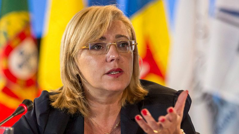 La comisaria europea de Política Regional dice que la suspensión de fondos a España no tendría impacto hasta 2020