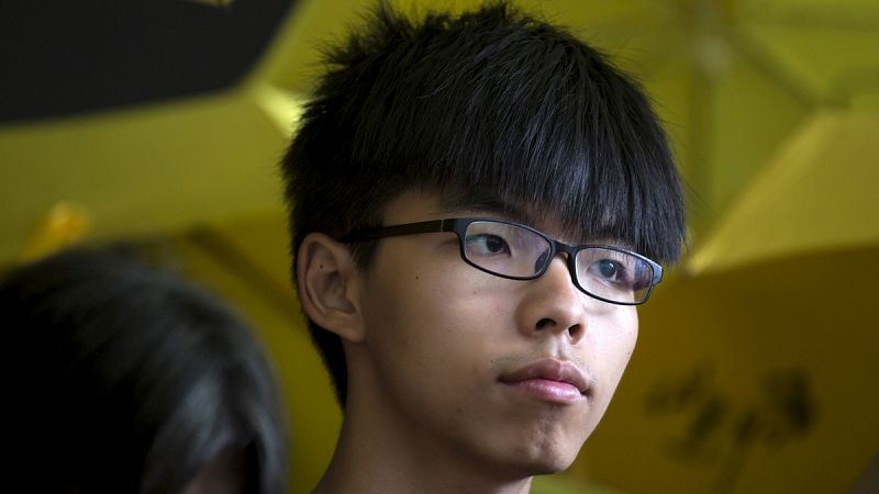 Tailandia impide la entrada de uno de los líderes de las protestas de Hong Kong a petición de China