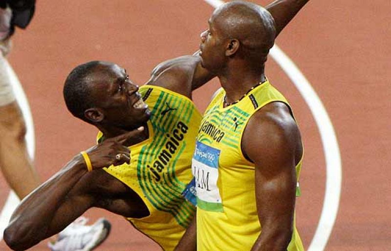 Bolt logra su tercer oro y su tercer récord del mundo con la victoria de Jamaica en 4x100