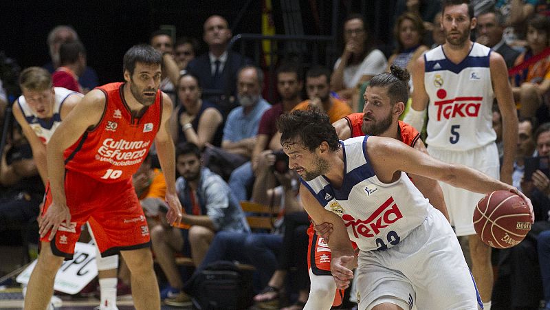 Un Llull de récord comanda la victoria del Madrid en Valencia