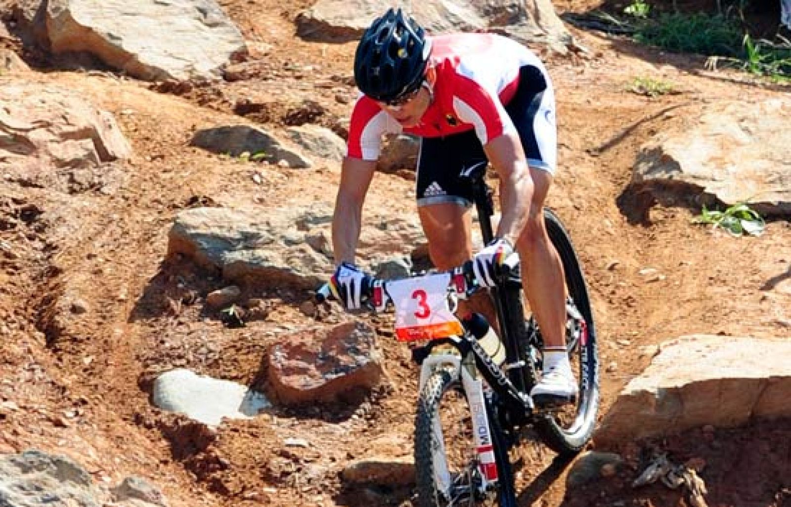 Spitz se adjudica la prueba de Mountain Bike | Ver