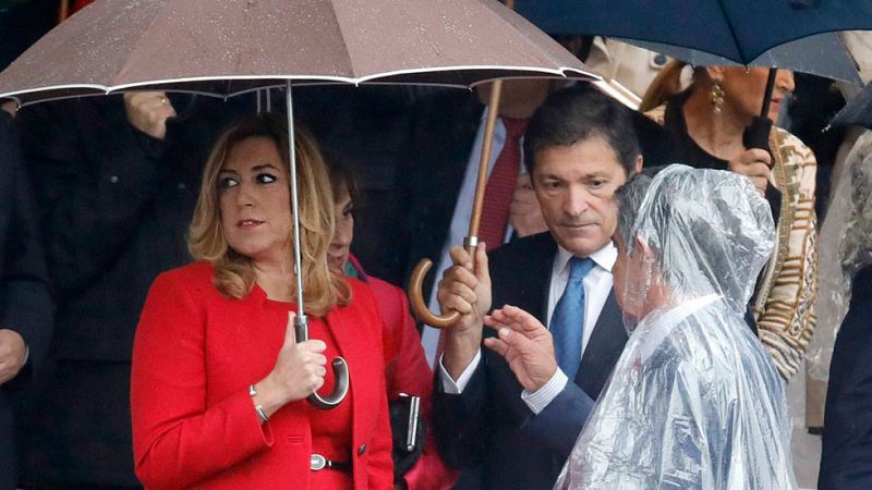 Sánchez apela al "diálogo" para "construir país" y Díaz pone en valor "el proyecto común de los españoles"