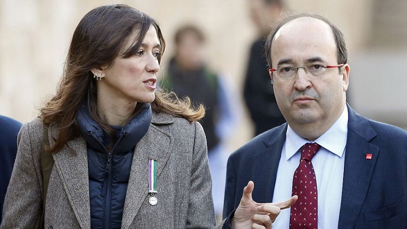 Los militantes del PSC eligen en primarias a su líder en plena crisis del PSOE