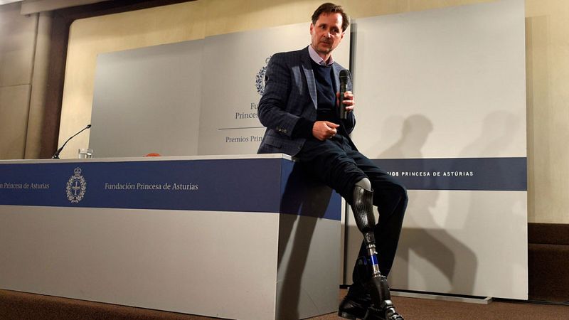 Hugh Herr: "No deberíamos aceptar las limitaciones humanas como parte de la vida"