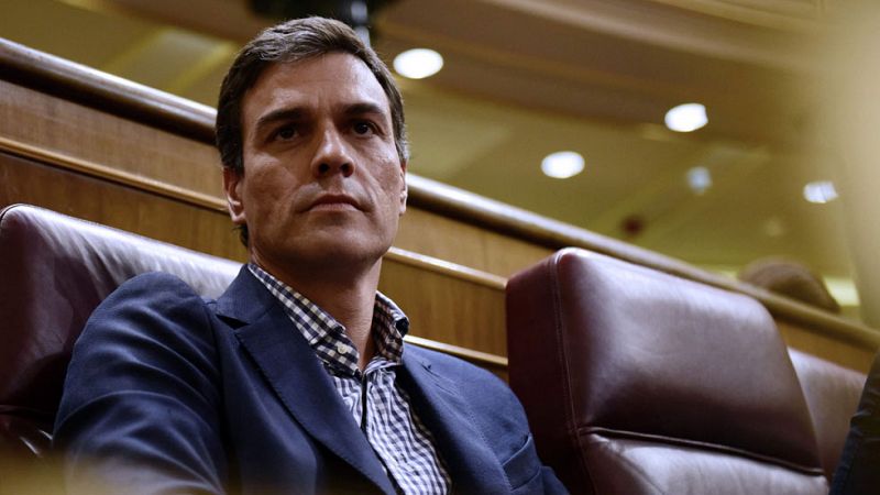 Pedro Sánchez reaparece en el Congreso y confirma que el jueves votará 'no' a Rajoy