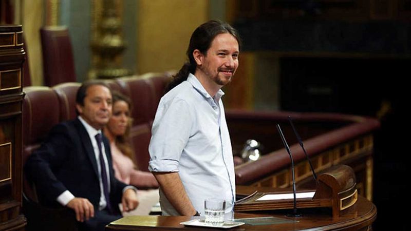 Iglesias carga contra PP y PSOE: "Hay más delincuentes potenciales en esta Cámara que ahí fuera"