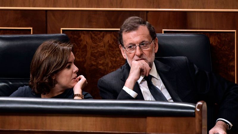 Rajoy será investido hoy gracias al PSOE y tendrá que pactar con un Gobierno en minoría