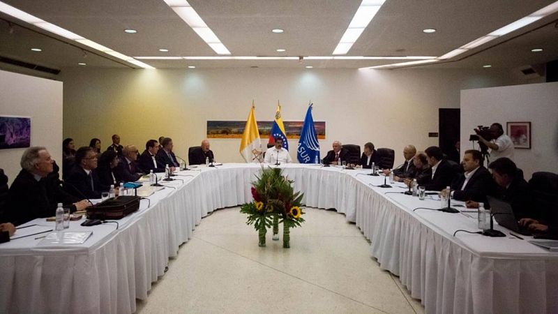 Cinco opositores venezolanos son liberados tras el inicio de las conversaciones con el Gobierno