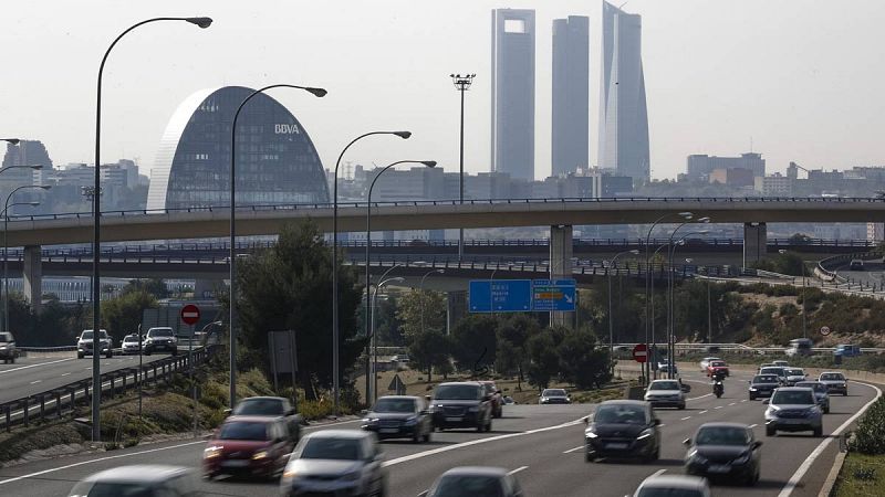Madrid estudia restringir la circulación en el centro y adelantar los avisos por contaminación