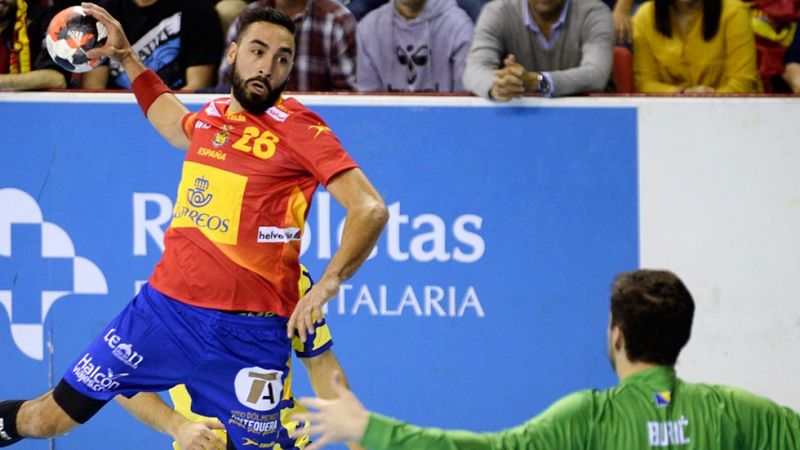 España golea a Bosnia en el debut de Ribera como seleccionador