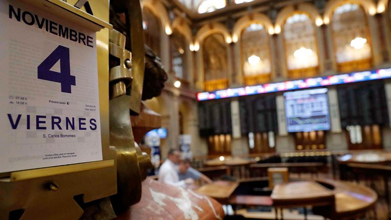 El IBEX 35 se deja un 4,45% en su peor semana desde el 'Brexit' por el temor a la victoria de Trump