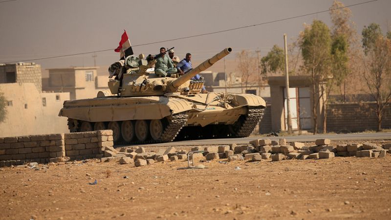 Las fuerzas iraquíes avanzan hacia el sur de Mosul y refuerzan la seguridad por temor a la huida de yihadistas