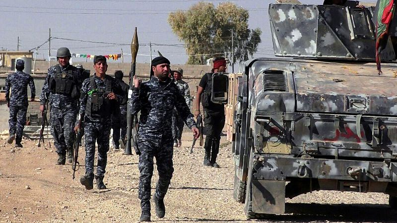 Las tropas logran liberar cuatro pueblos estratégicos al norte y sur de Mosul y persisten los combates