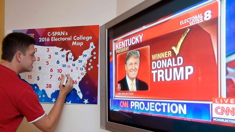 Los obreros del 'Cinturón del Óxido' y los jubilados de Florida aúpan a Trump a la Casa Blanca