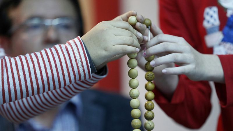 Una veintena de niños y niñas de San Ildefonso ensayan ya para el sorteo de la Lotería de Navidad