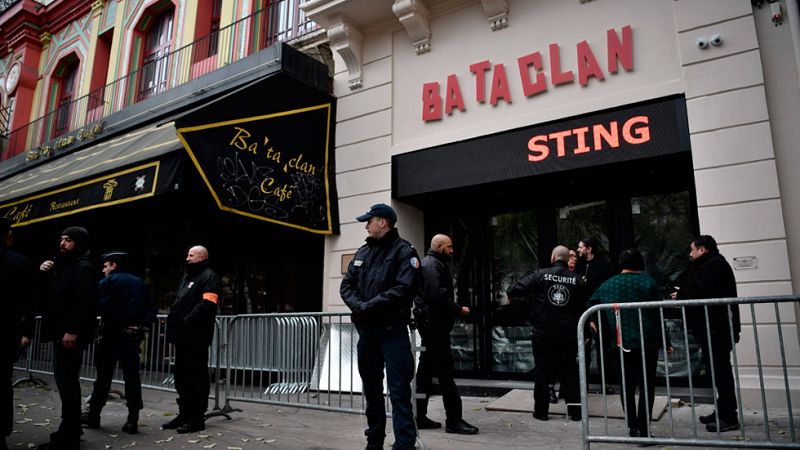 La música vuelve a Bataclan un año después del horror yihadista en París
