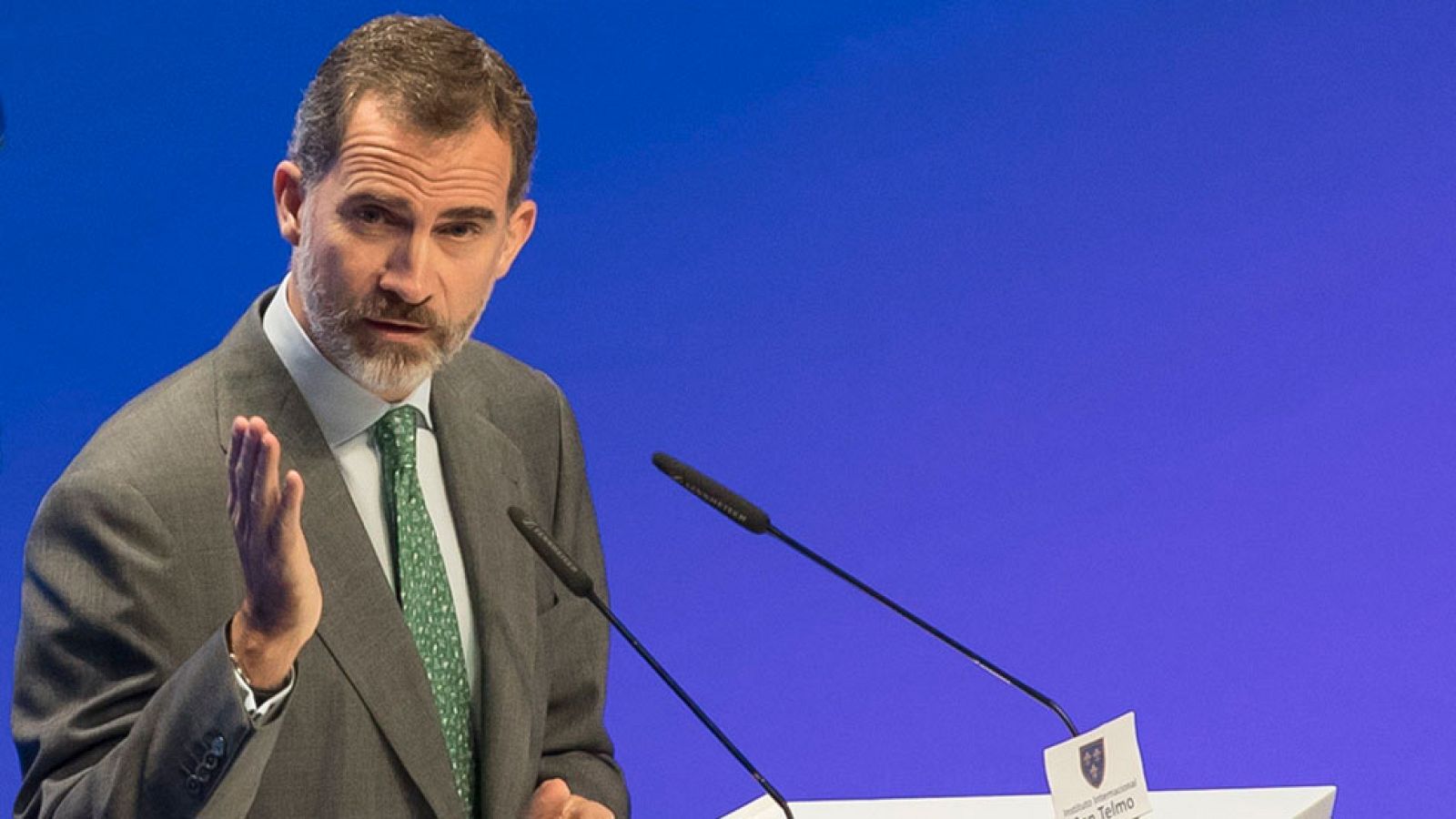 El rey suspende hasta nueva fecha su viaje oficial a Riad