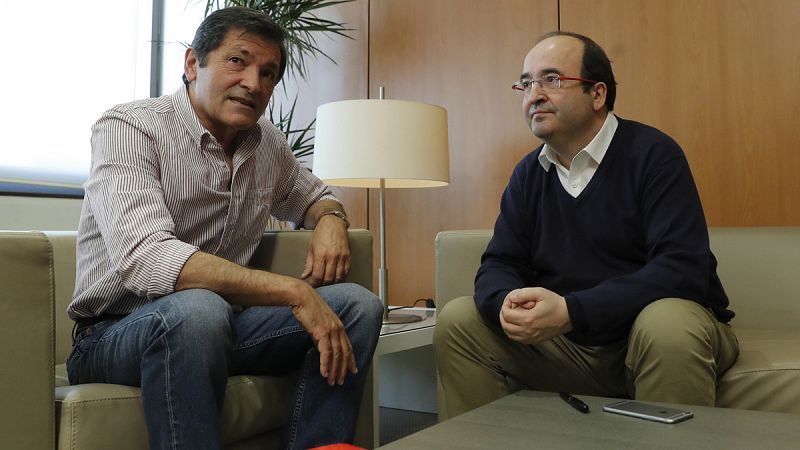PSOE y PSC formarán una comisión para limar asperezas: "Hay voluntad firme de superar las discrepancias"