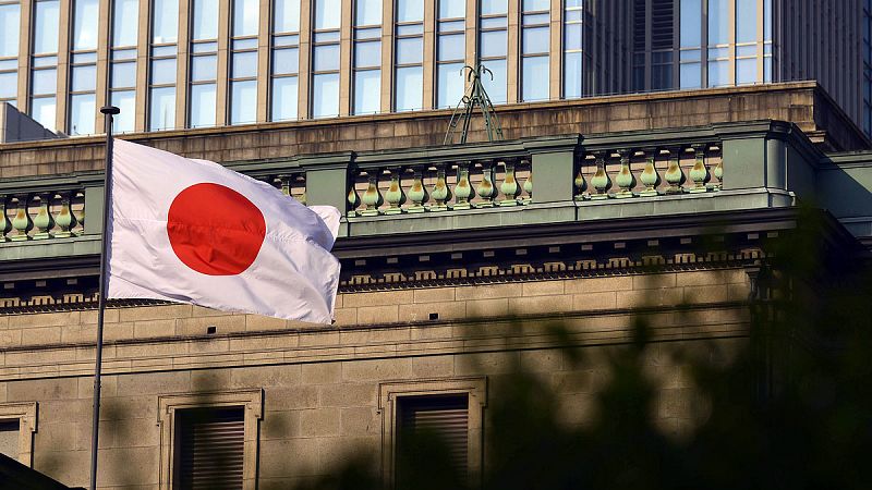 El Banco de Japón comprará bonos sin límite para frenar el 'efecto Trump' sobre la rentabilidad