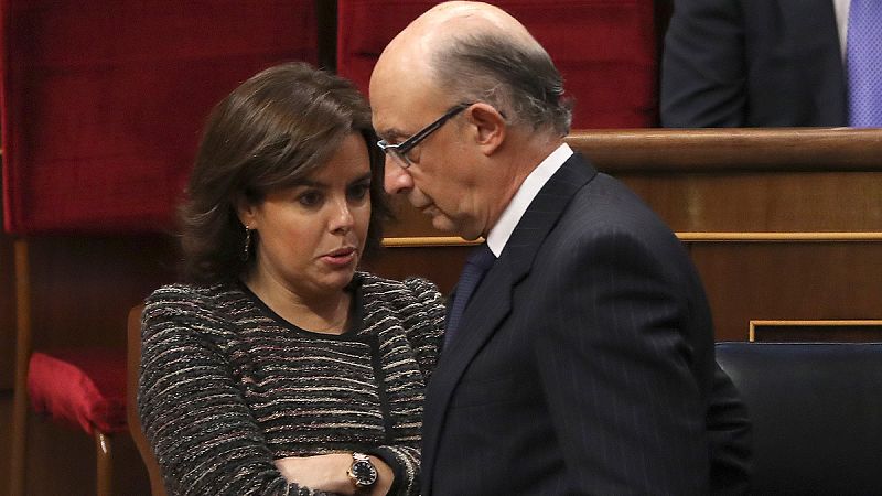 El Gobierno traslada a los sindicatos su voluntad de subir el suelo a los funcionarios