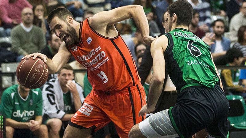 Joventut y MoraBanc ganan ante su público a Valencia y Obradoiro