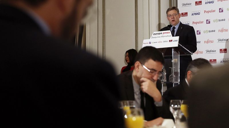 El PSOE pone como condición más déficit autonómico para sentarse a negociar el techo de gasto