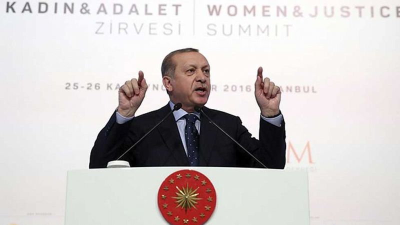 Erdogan amenaza con abrir las fronteras si se frena la adhesión de Turquía a la UE