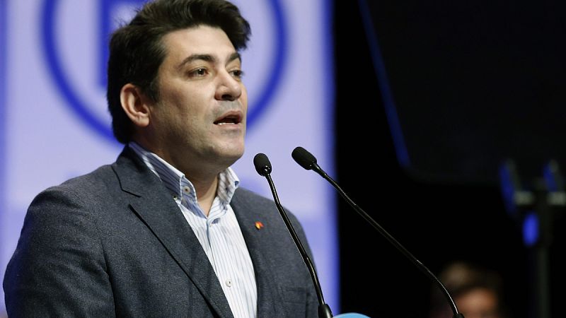 El alcalde de Alcorcón llama "fracasadas" a las feministas y provoca las críticas de Podemos y PSOE