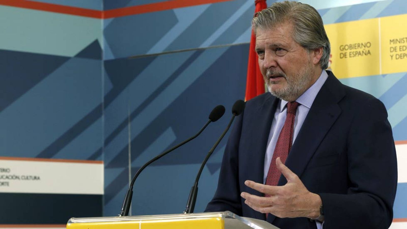 Acuerdo entre Educación y las comunidades para reformar las reválidas y dejarlas sin efectos | Ver