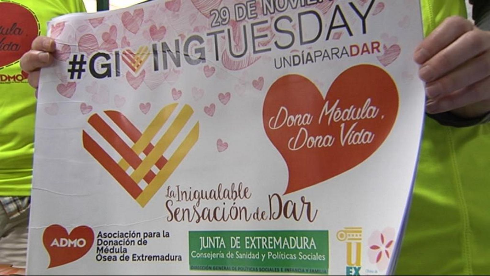 La Asociación ADMO Badadoz se suma al 'Gyving Tuesday' | Ver