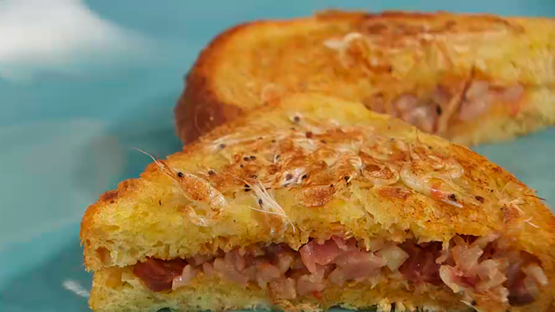 Receta de s�ndwich de manitas de cerdo con camarones