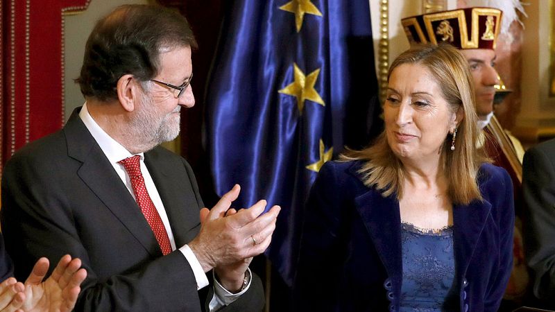 Rajoy enfría la reforma de la Constitución ante la falta de consenso y los riesgos de un referéndum